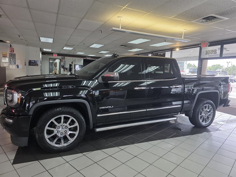 Used 2017 GMC Sierra 1500 Denali AWD/4WD image 2