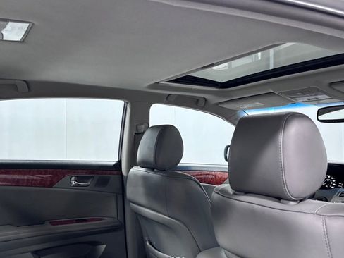 Used 2005 Toyota Avalon XLS image 26