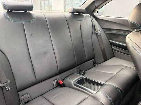 Used 2018 BMW M2 RWD image 13