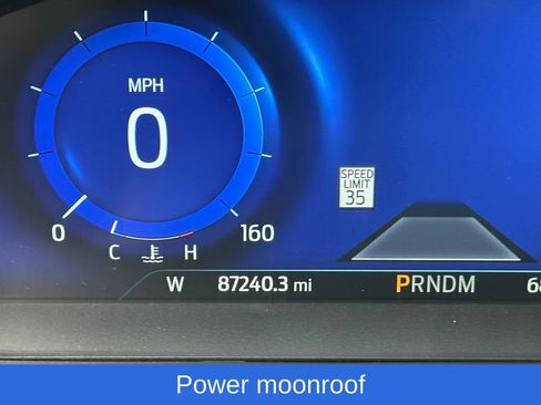 Used 2020 Ford Explorer Platinum w/ Premium Technology Package AWD/4WD image 3