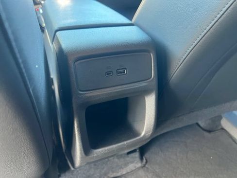Used 2024 Chevrolet Trax LT FWD image 22