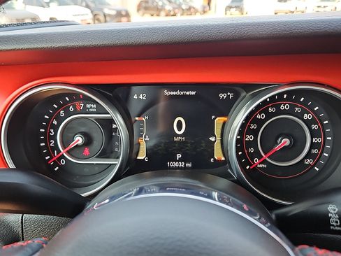 Used 2018 Jeep Wrangler Unlimited Rubicon w/ Steel Bumper Group AWD/4WD image 20