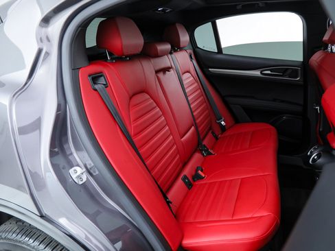 New 2025 Alfa Romeo Stelvio Sprint w/ Veloce Package image 16