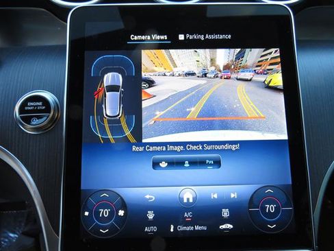 Used 2025 Mercedes-Benz GLC 300 4MATIC image 18