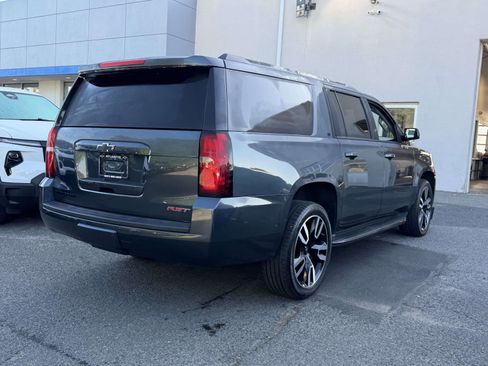Used 2020 Chevrolet Suburban LT w/ RST Edition AWD/4WD image 5