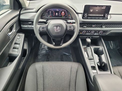 Used 2023 Honda Accord EX image 21