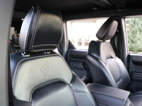 Used 2025 Ford Bronco Outer Banks AWD/4WD image 11