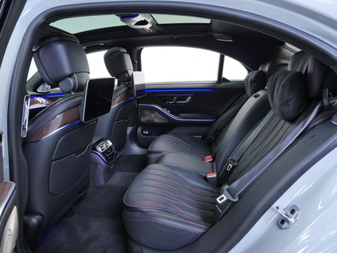 Used 2024 Mercedes-Benz S 63 AMG S image 20