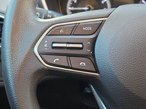 Used 2020 Hyundai Santa Fe SE image 12