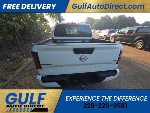 Used 2024 Nissan Frontier SL w/ Technology Package RWD image 5
