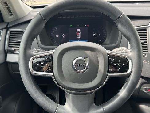 Used 2023 Volvo XC90 B5 Core w/ Protection Package Premier AWD/4WD image 19