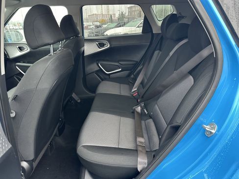 Used 2024 Kia Soul S image 12