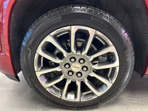 Used 2023 GMC Acadia Denali FWD image 25