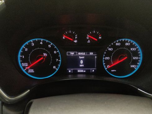 Used 2018 Chevrolet Equinox LT image 23