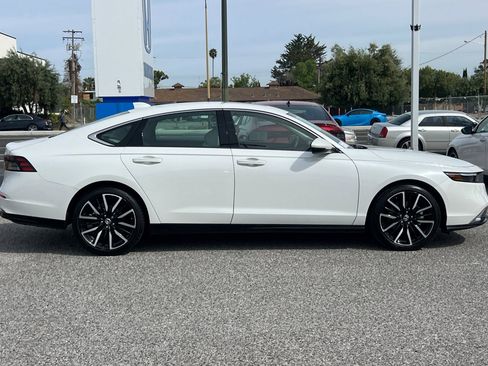 Certified 2023 Honda Accord Touring image 7