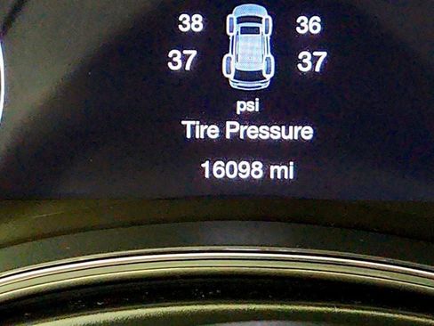 Used 2019 Jeep Grand Cherokee Laredo RWD image 14