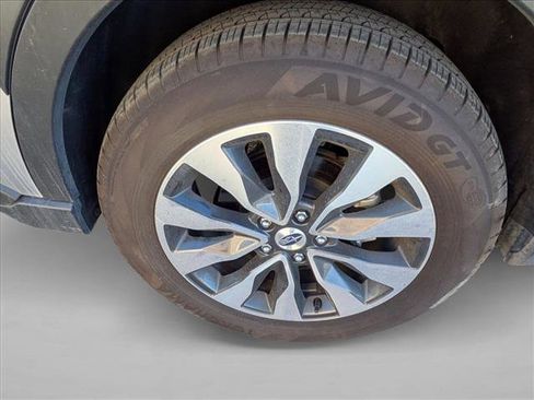 Used 2024 Subaru Outback Limited image 9