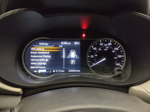 Used 2021 Nissan Versa SV w/ Trunk Package image 23