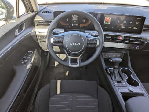 New 2026 Kia K5 LXS image 16