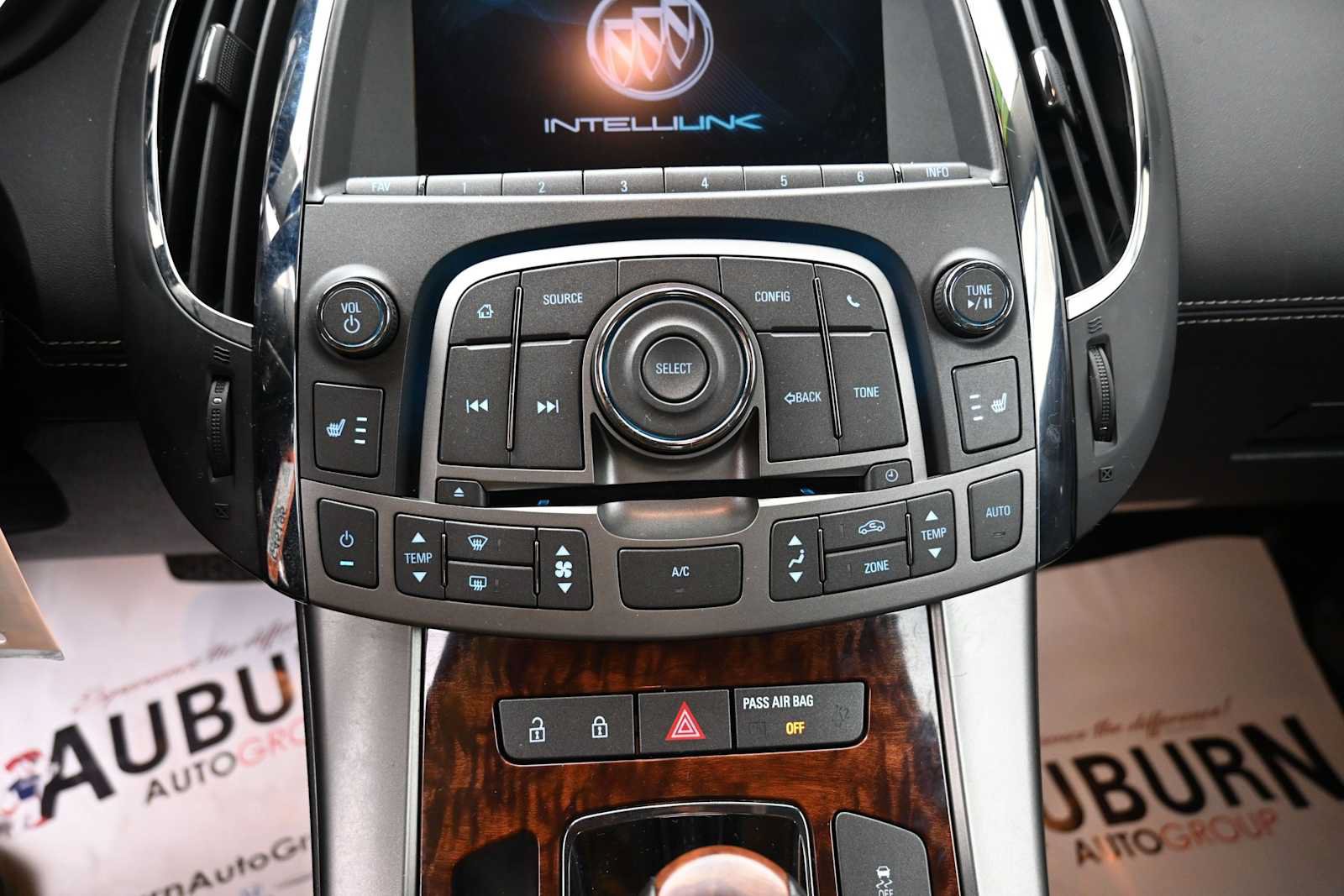 Used 2013 Buick LaCrosse Leather FWD image 9