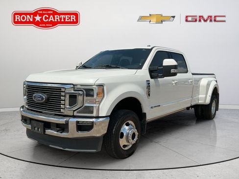 Used 2022 Ford F350 Lariat w/ Lariat Ultimate Package AWD/4WD image 3