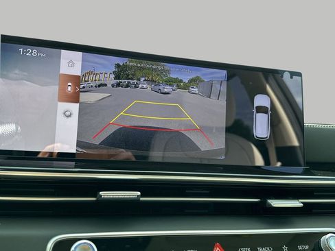 New 2026 Genesis GV80 2.5T RWD image 18