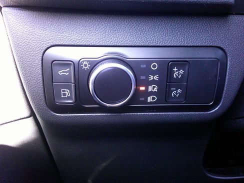 Certified 2023 Ford Escape ST-Line w/ Equipment Group 301A image 22