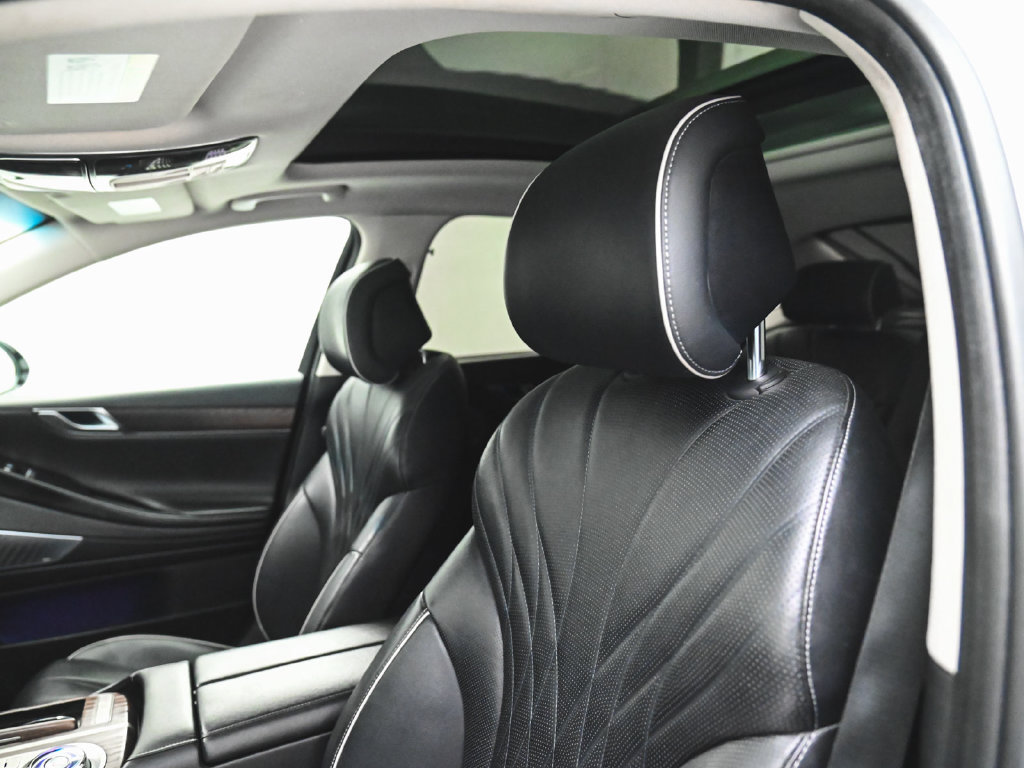 Used 2021 Genesis G80 3.5T AWD/4WD image 34