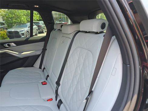New 2026 BMW X5 xDrive40i w/ M Sport Package AWD/4WD image 14