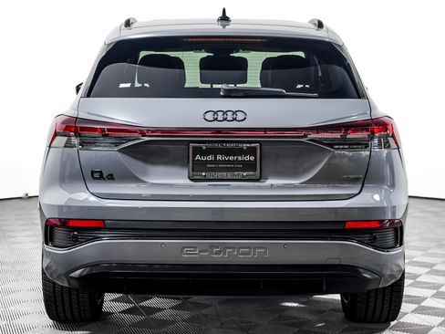 Used 2023 Audi Q4 e-tron Prestige w/ Black Optic Package AWD/4WD image 9