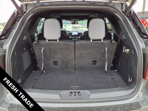 Used 2023 Ford Explorer ST-Line w/ Class IV Trailer Tow Package RWD image 33