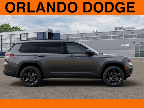 New 2025 Jeep Grand Cherokee L Altitude RWD image 21
