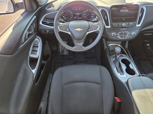 Used 2024 Chevrolet Malibu LT image 12