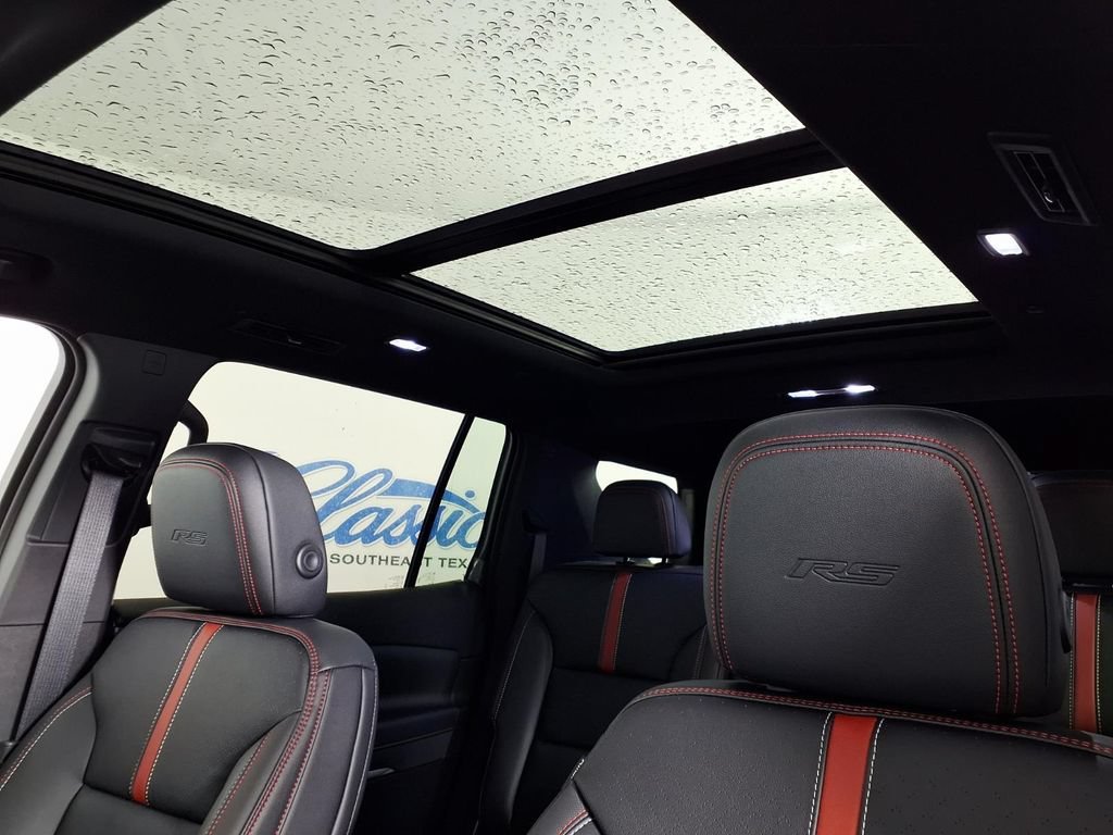 New 2026 Chevrolet Traverse RS FWD image 14