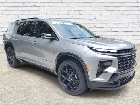 Certified 2026 Chevrolet Traverse RS image 5