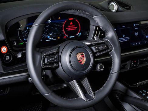 New 2026 Porsche Cayenne image 18