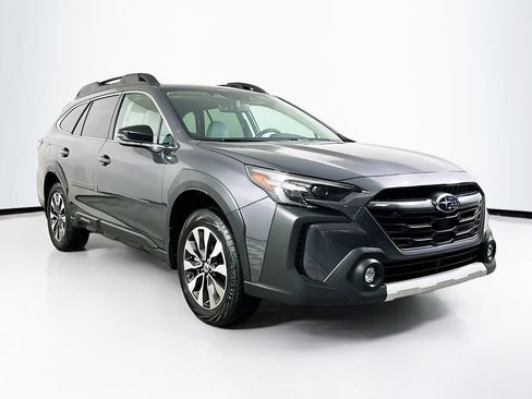 Used 2025 Subaru Outback Limited AWD/4WD image 2