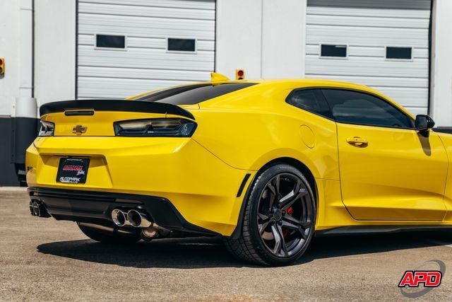 Used 2017 Chevrolet Camaro SS RWD image 63