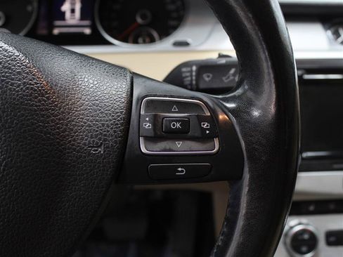 Used 2013 Volkswagen CC Sport FWD image 13