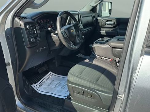 Used 2024 Chevrolet Silverado 2500 W/T AWD/4WD image 7