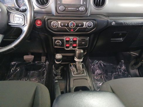 Used 2020 Jeep Wrangler Unlimited Sport S image 11