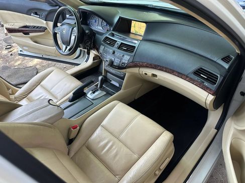 Used 2011 Honda Crosstour EX-L image 26