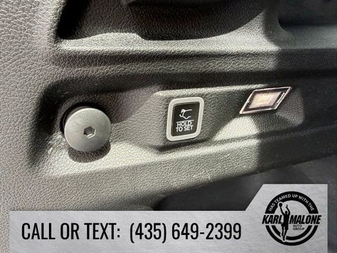 Used 2023 Jeep Grand Cherokee L Laredo AWD/4WD image 33