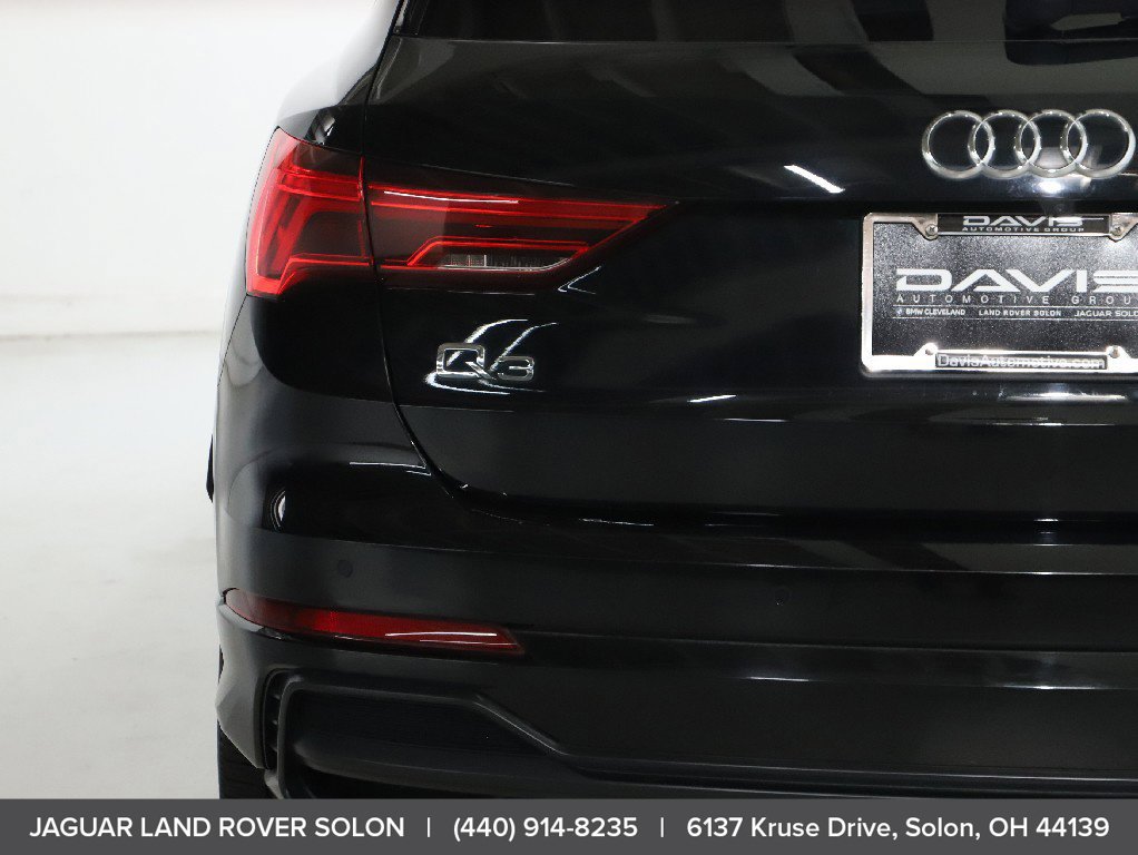 Used 2022 Audi Q3 2.0T Premium w/ Black Optic Sport Package AWD/4WD image 45