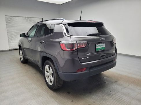 Used 2017 Jeep Compass Latitude w/ Popular Equipment Group AWD/4WD image 5