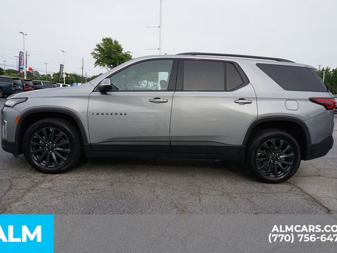 Used 2023 Chevrolet Traverse RS w/ LPO, Floor Liner Package FWD image 10