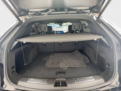 Used 2025 Cadillac XT4 Sport FWD image 16