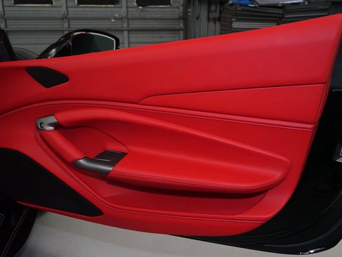 Used 2021 Ferrari F8 Tributo RWD image 22