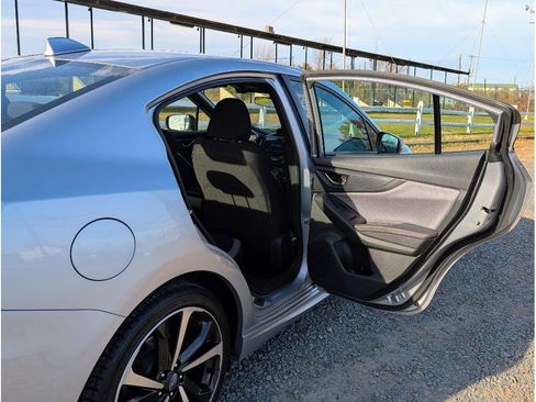 Used 2023 Subaru Impreza 2.0i Sport image 12