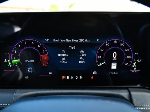 Used 2024 Ford Mustang GT Premium image 33